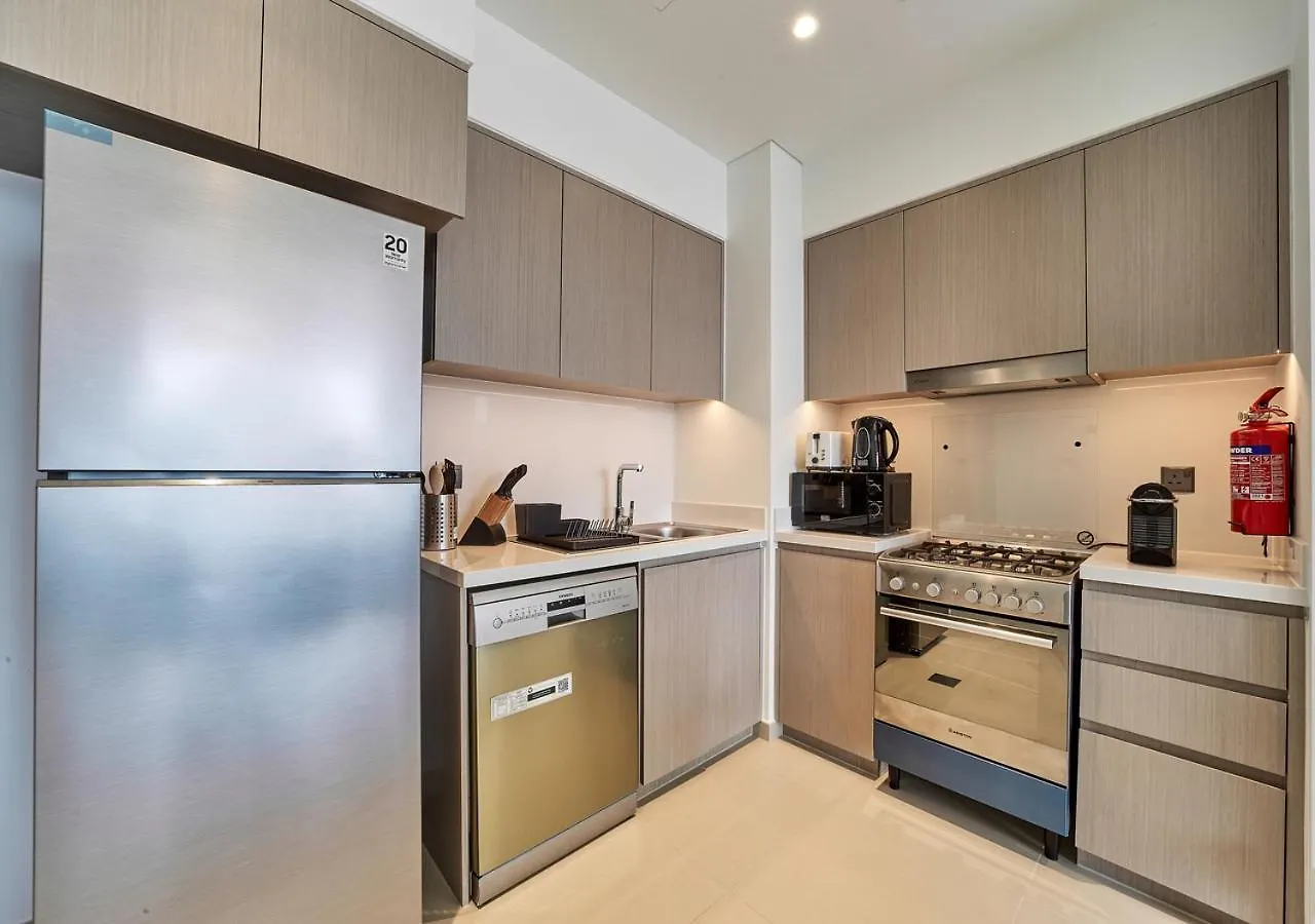 Апартаменты Majestic Act One 2Br 32Nd Floor- Downtown- Fountain View Дубай